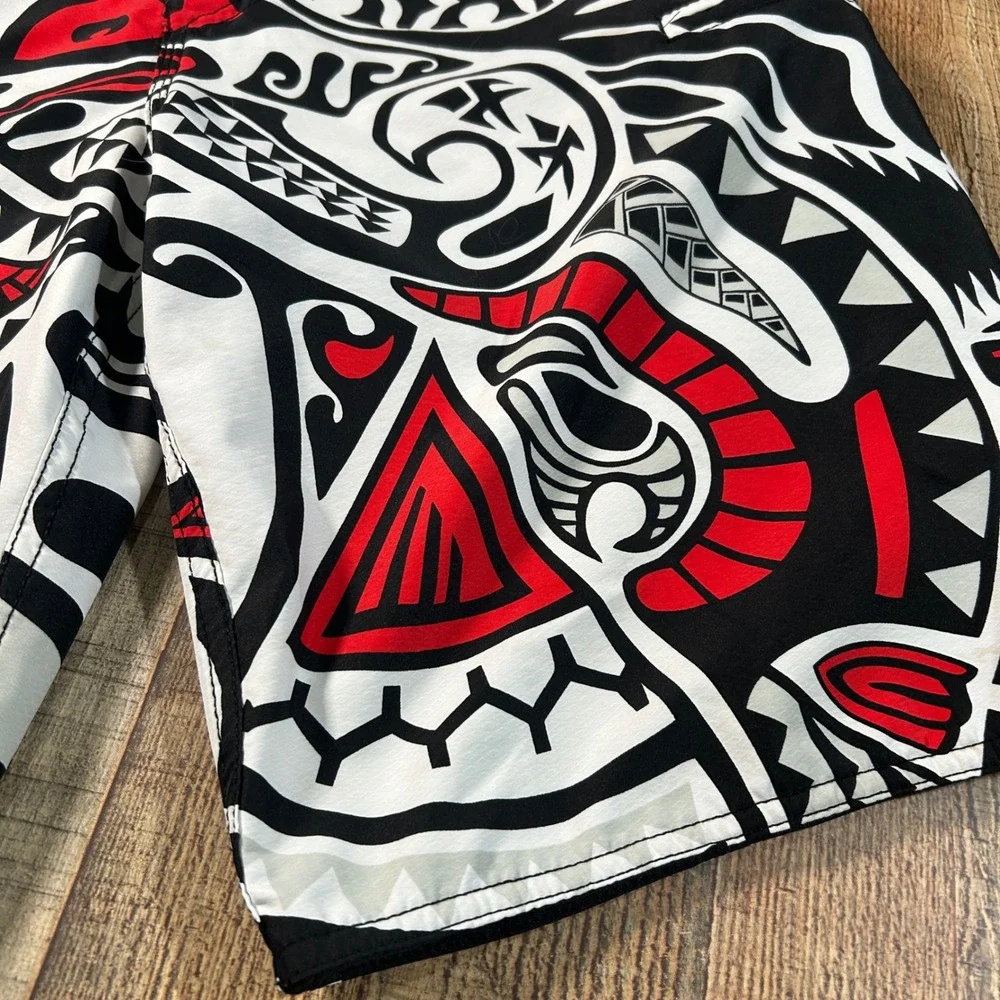 Quiksilver Black Red White Tribal Board Shorts Swim Trunks Zipper Pocket 34
